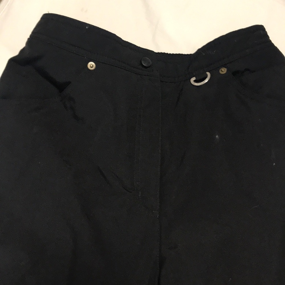 Medium size, Lightly insulated ski pants